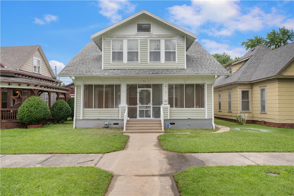 Listing Photo MLS #HMS2557617