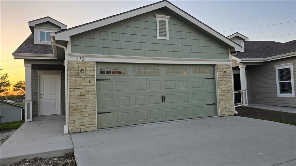 Listing Photo MLS #HMS2557642