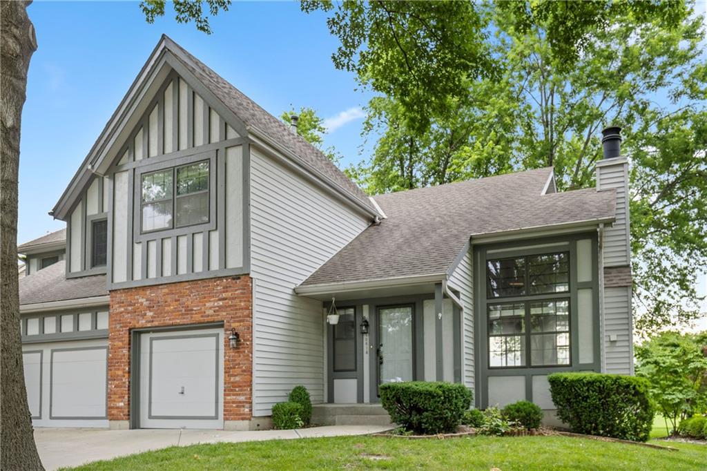 Listing Photo MLS #HMS2557829