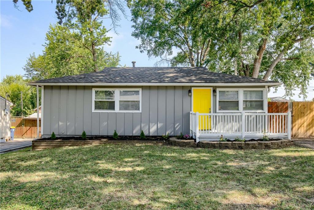 Listing Photo MLS #HMS2558063