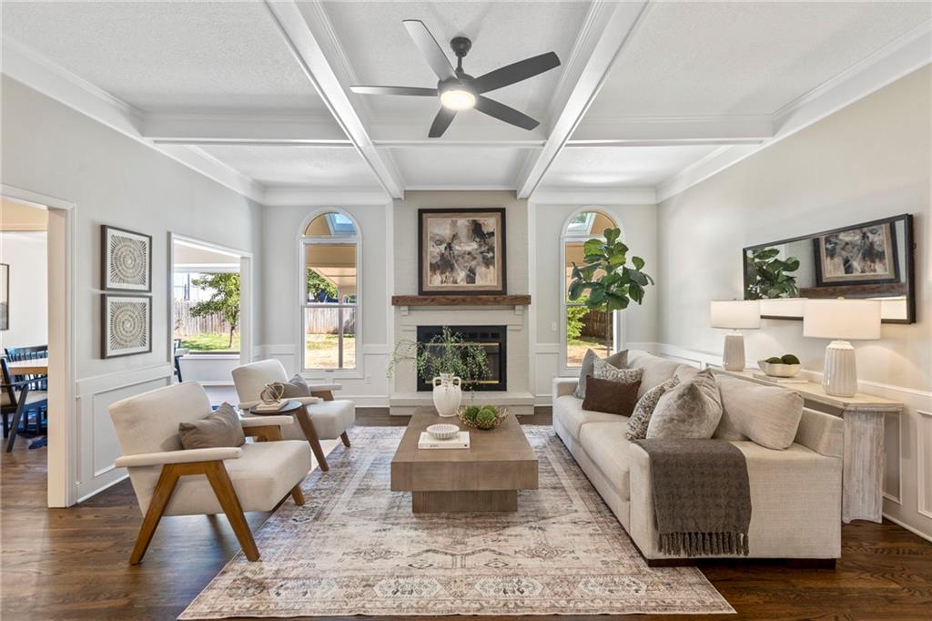 Listing Photo MLS #HMS2558074