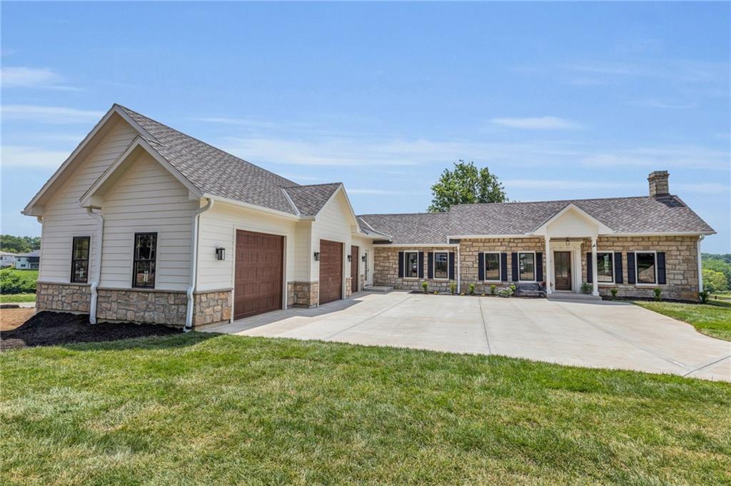 Listing Photo MLS #HMS2558100