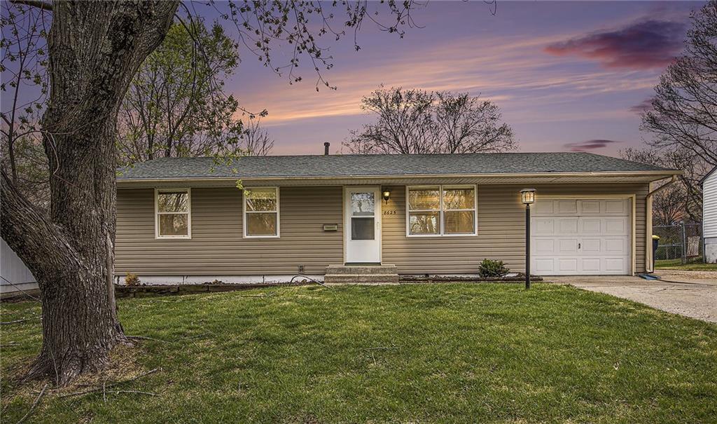 Listing Photo MLS #HMS2558102