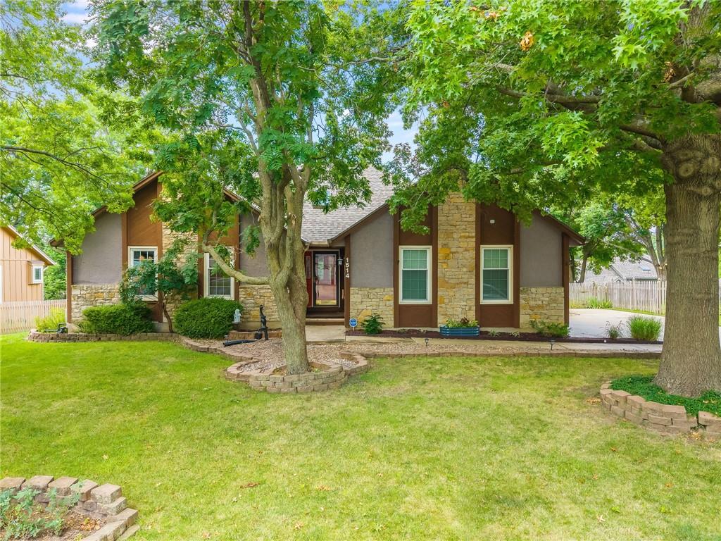 Listing Photo MLS #HMS2558111