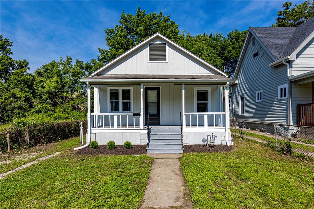Listing Photo MLS #HMS2558126