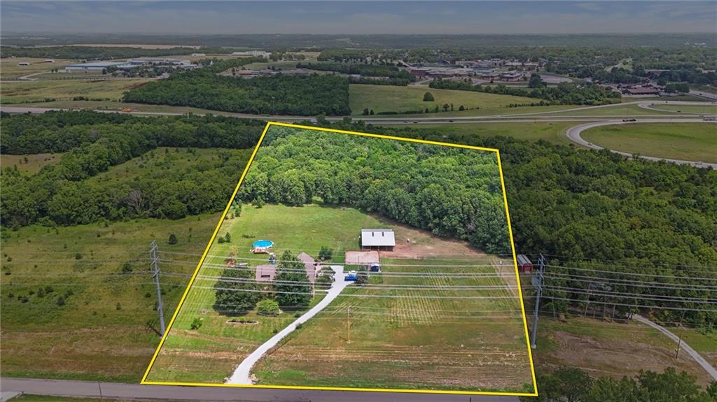 Listing Photo MLS #HMS2558134