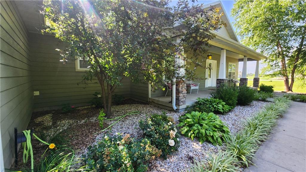 Listing Photo MLS #HMS2558141