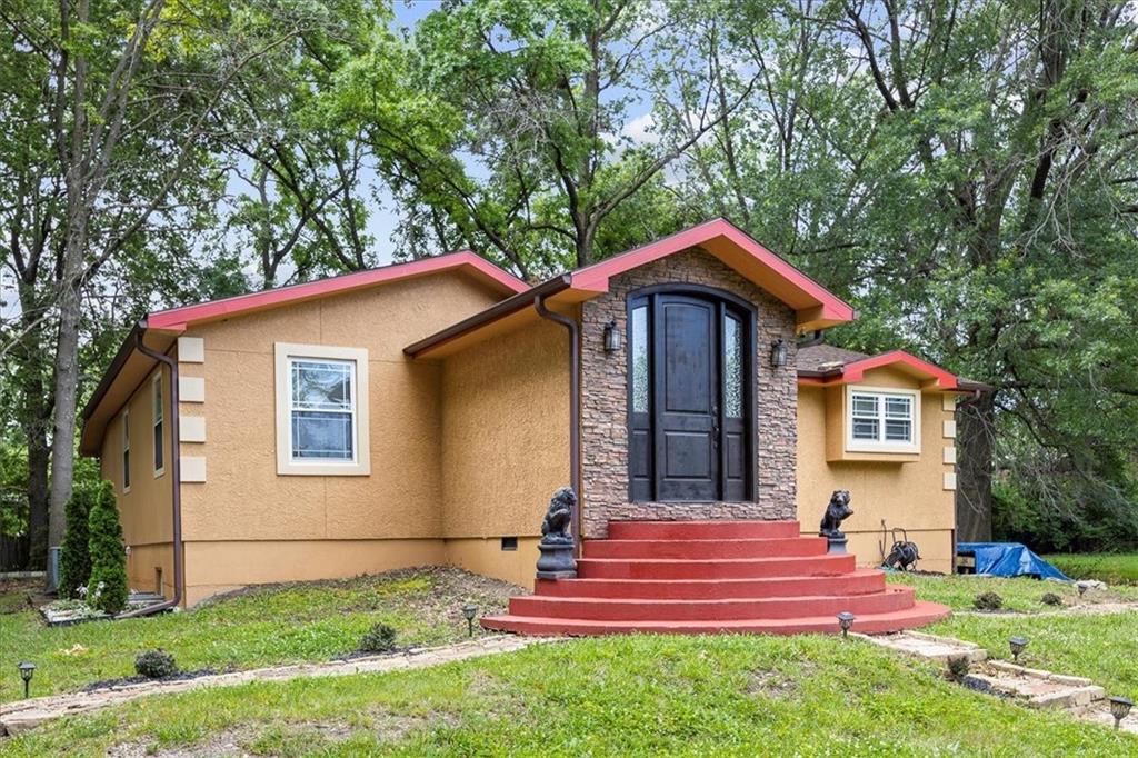 Listing Photo MLS #HMS2558155