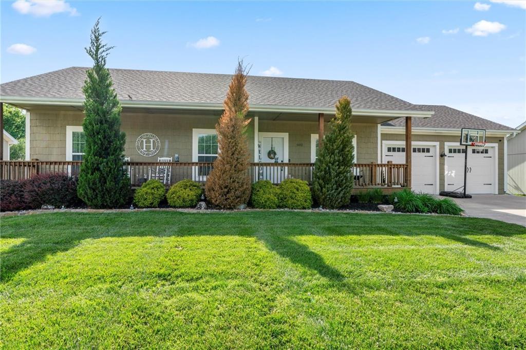 Listing Photo MLS #HMS2558240