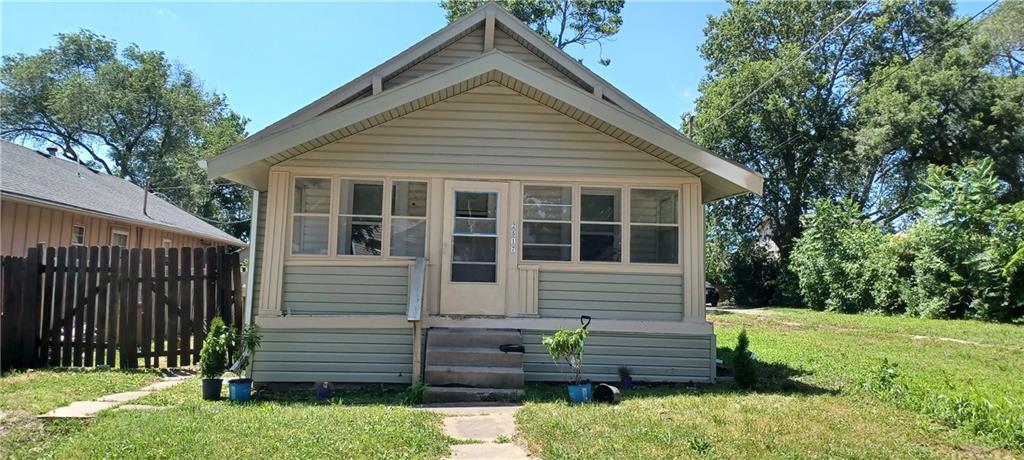 Listing Photo MLS #HMS2558262