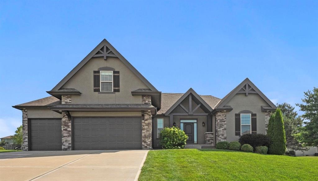 Listing Photo MLS #HMS2558375