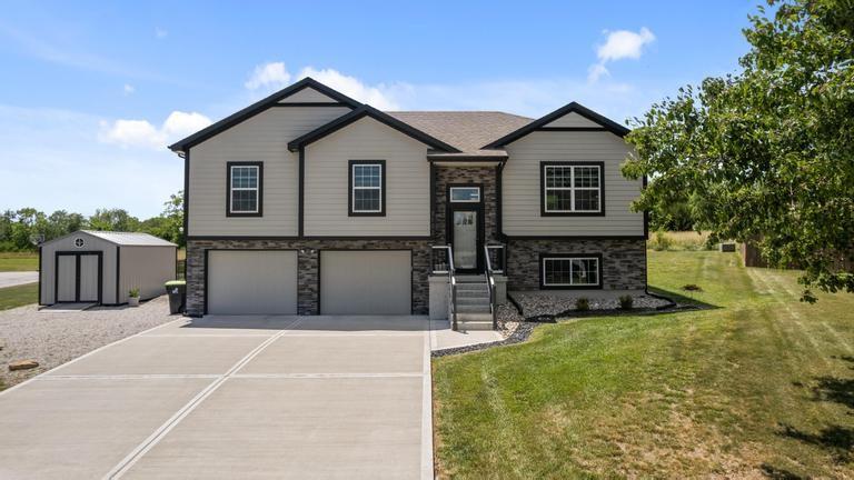 Listing Photo MLS #HMS2558465
