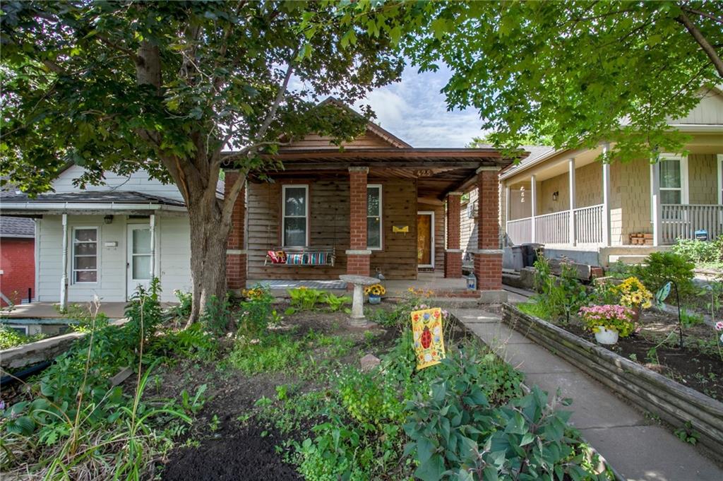 Listing Photo MLS #HMS2558545