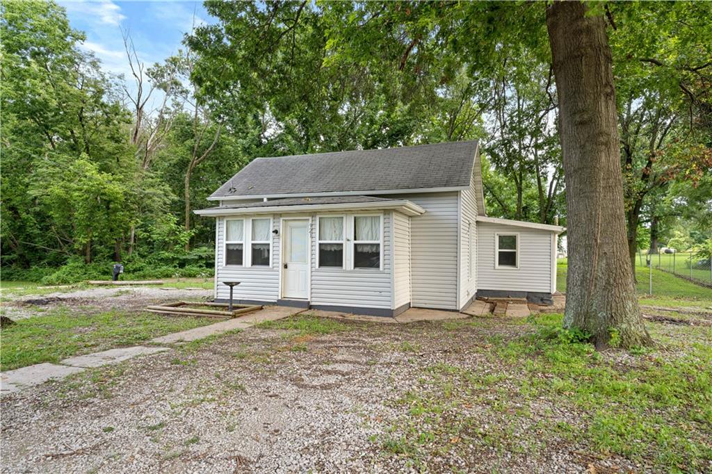 Listing Photo MLS #HMS2558553