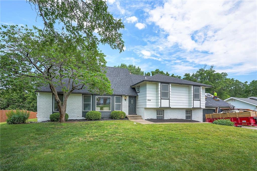 Listing Photo MLS #HMS2558572