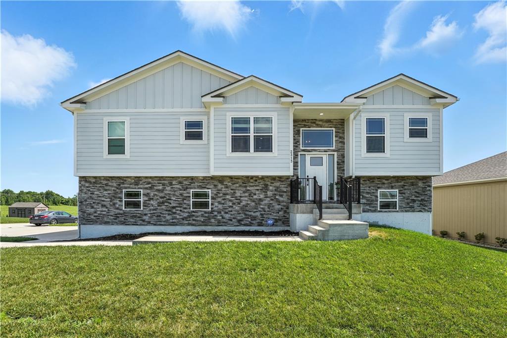 Listing Photo MLS #HMS2558626