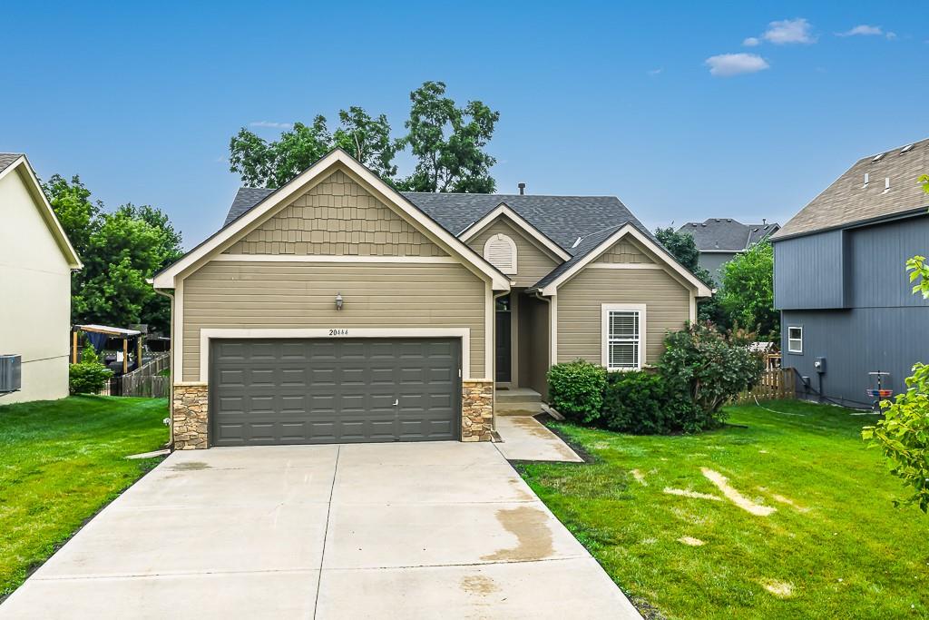 Listing Photo MLS #HMS2558750