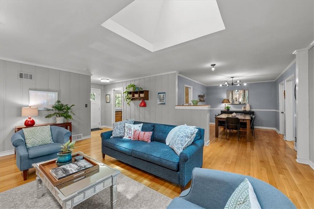 Listing Photo MLS #HMS2558834
