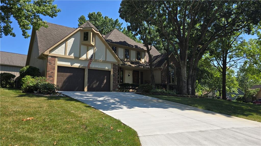 Listing Photo MLS #HMS2559053