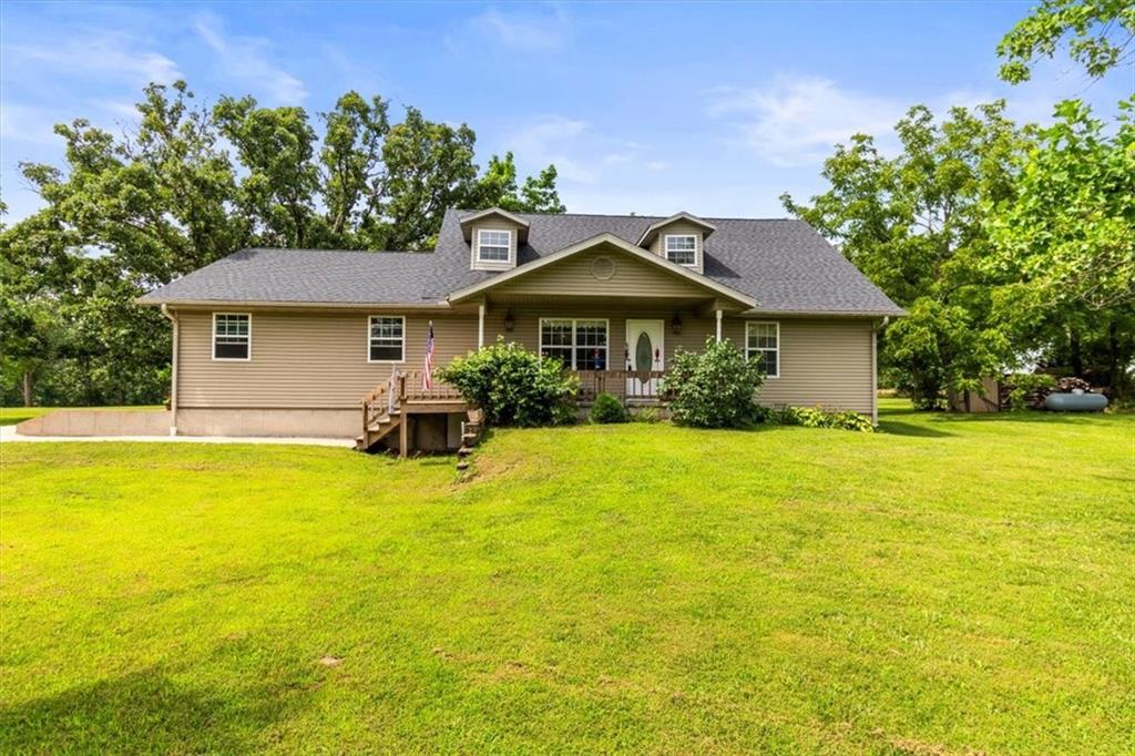 Listing Photo MLS #HMS2559067