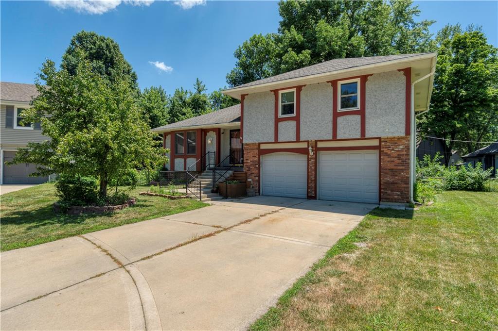 Listing Photo MLS #HMS2559123