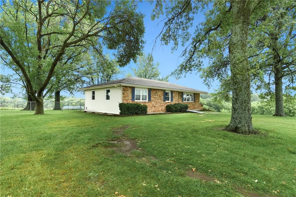 Listing Photo MLS #HMS2559149