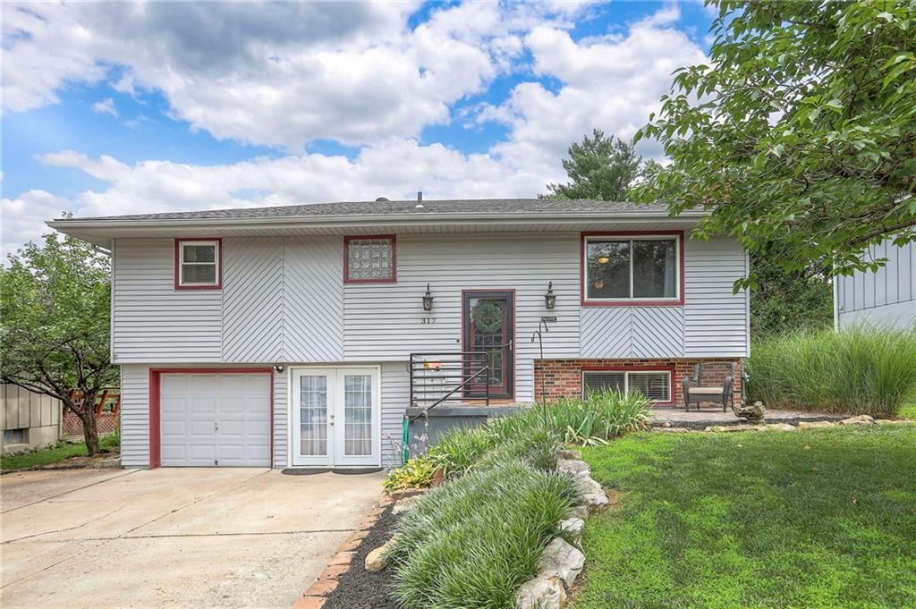 Listing Photo MLS #HMS2559177
