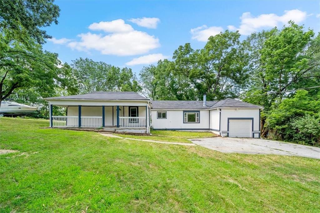 Listing Photo MLS #HMS2559197