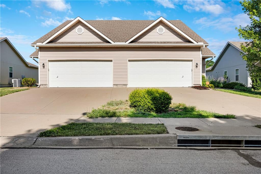 Listing Photo MLS #HMS2559219