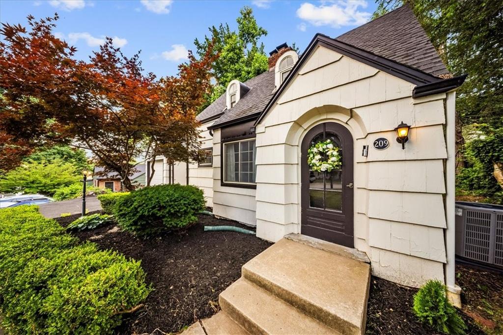 Listing Photo MLS #HMS2559262