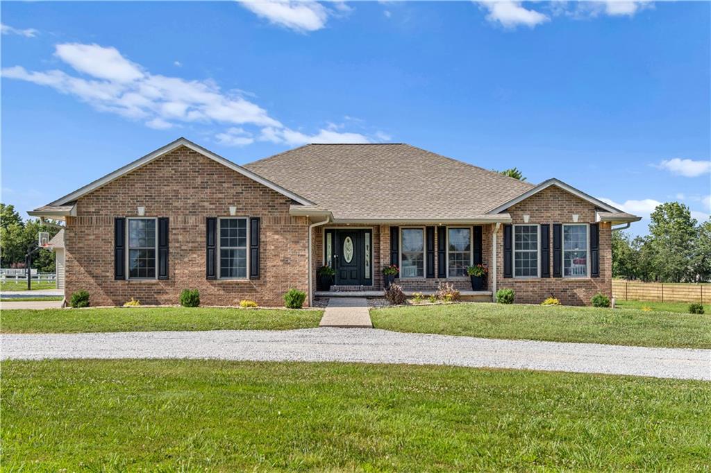 Listing Photo MLS #HMS2559296