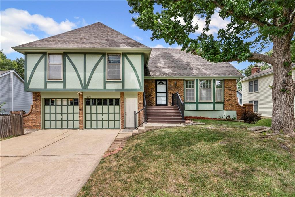 Listing Photo MLS #HMS2559334