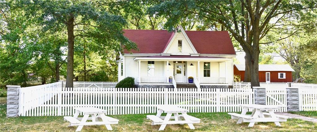 Listing Photo MLS #HMS2559358