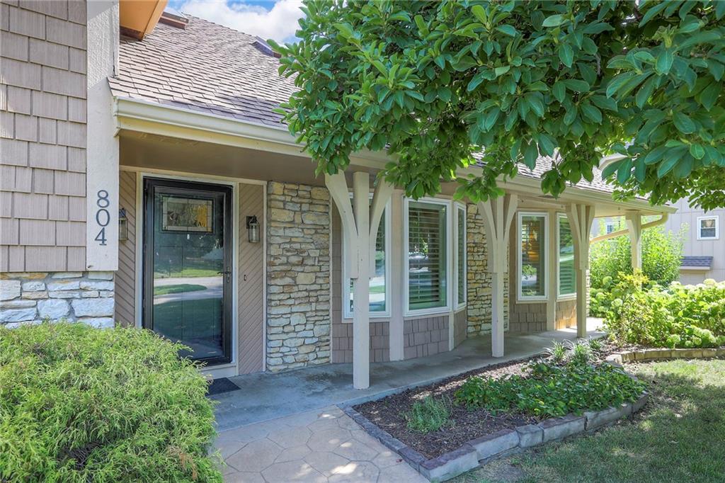 Listing Photo MLS #HMS2559392