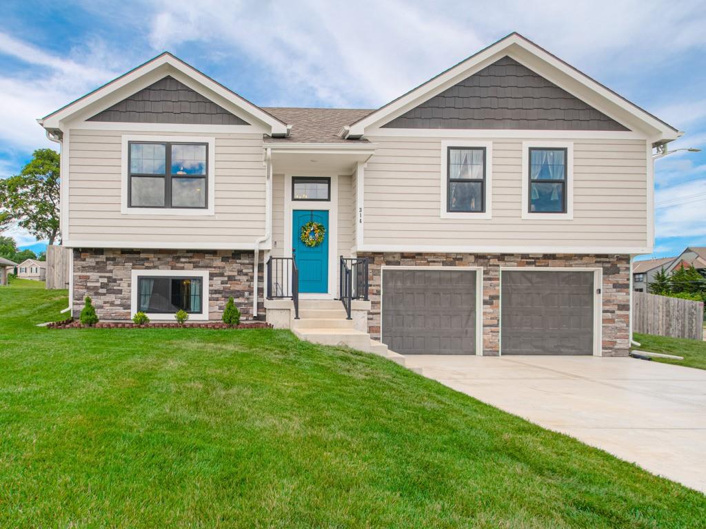 Listing Photo MLS #HMS2559396