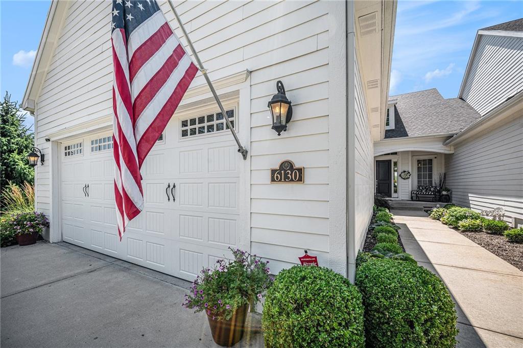 Listing Photo MLS #HMS2559448