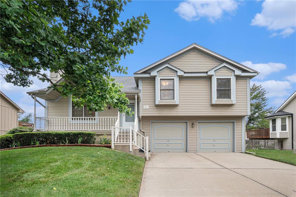 Listing Photo MLS #HMS2559463