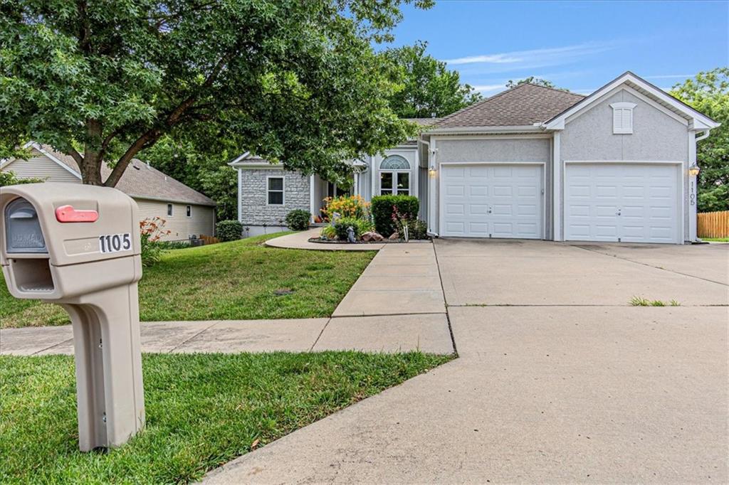 Listing Photo MLS #HMS2559469