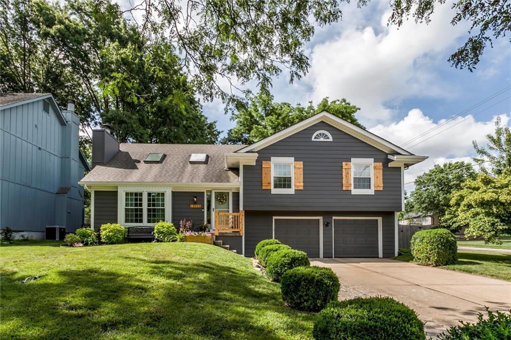 Listing Photo MLS #HMS2559544