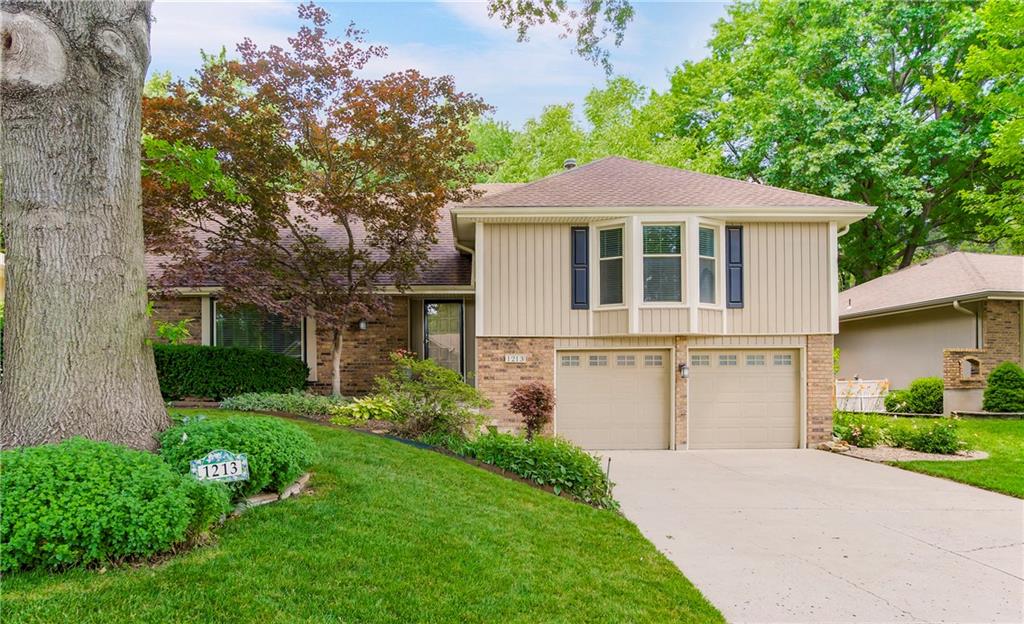 Listing Photo MLS #HMS2559556