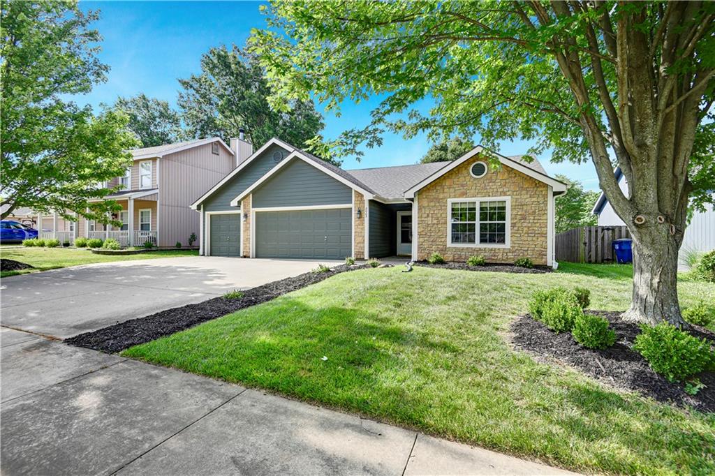 Listing Photo MLS #HMS2559596