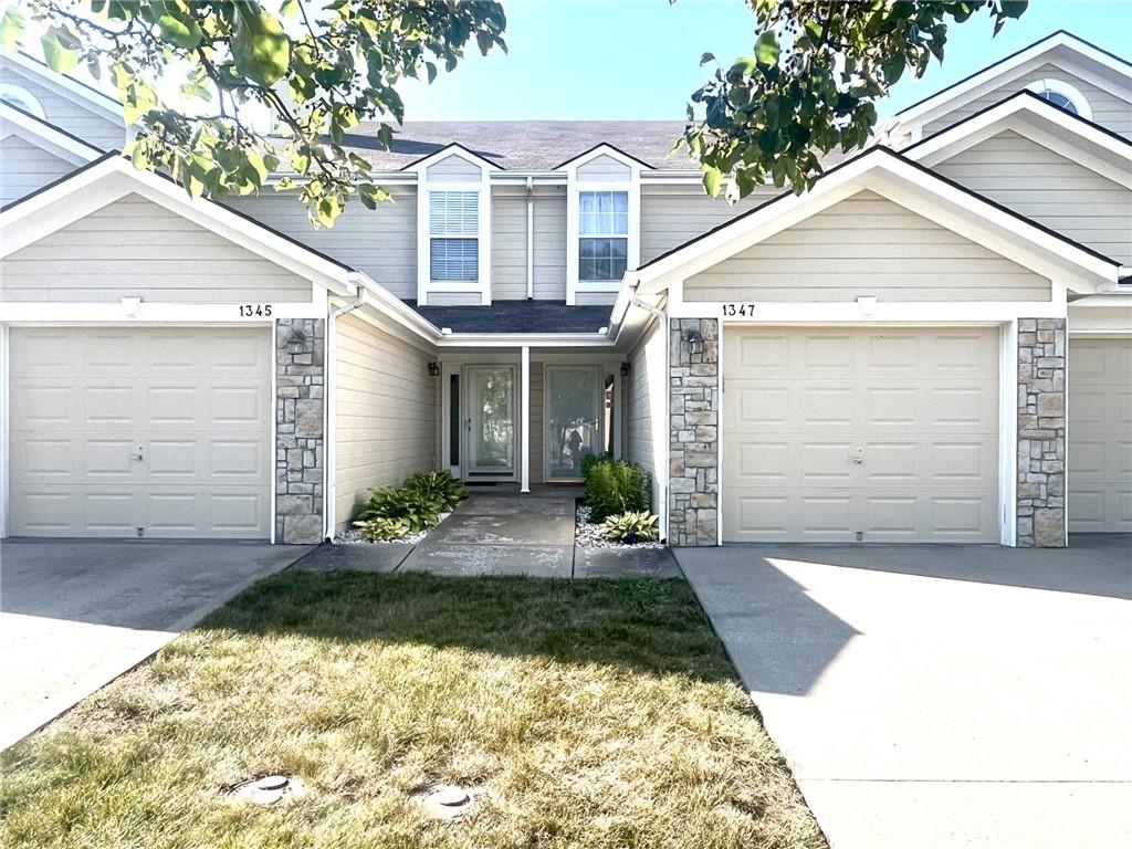 Listing Photo MLS #HMS2559619