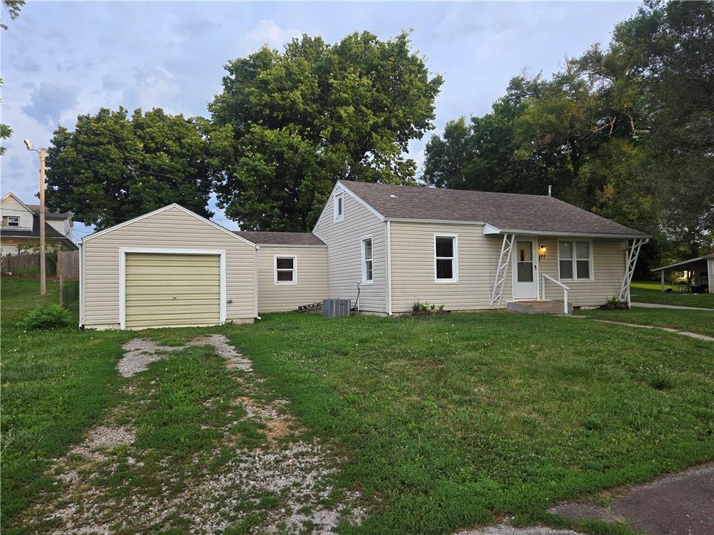 Listing Photo MLS #HMS2559631