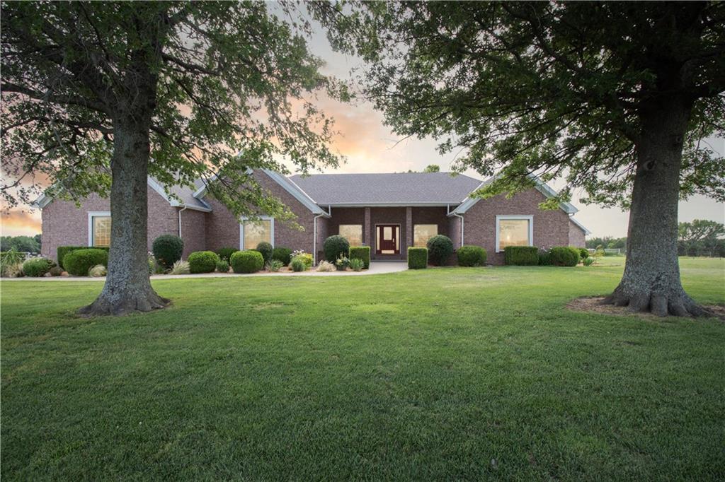 Listing Photo MLS #HMS2559679
