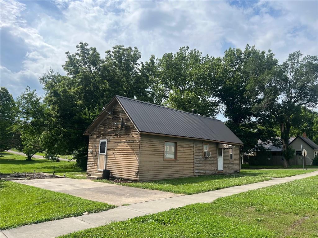 Listing Photo MLS #HMS2559817