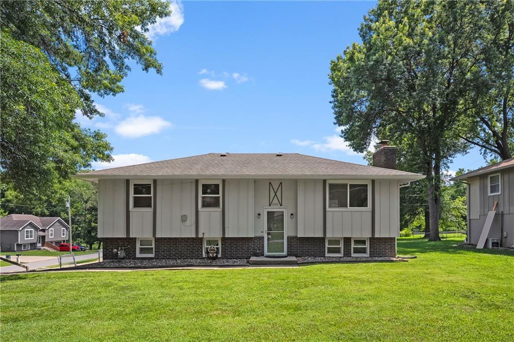 Listing Photo MLS #HMS2559820