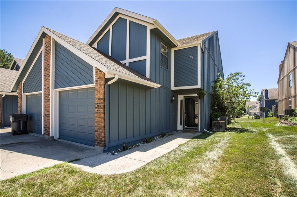 Listing Photo MLS #HMS2559823