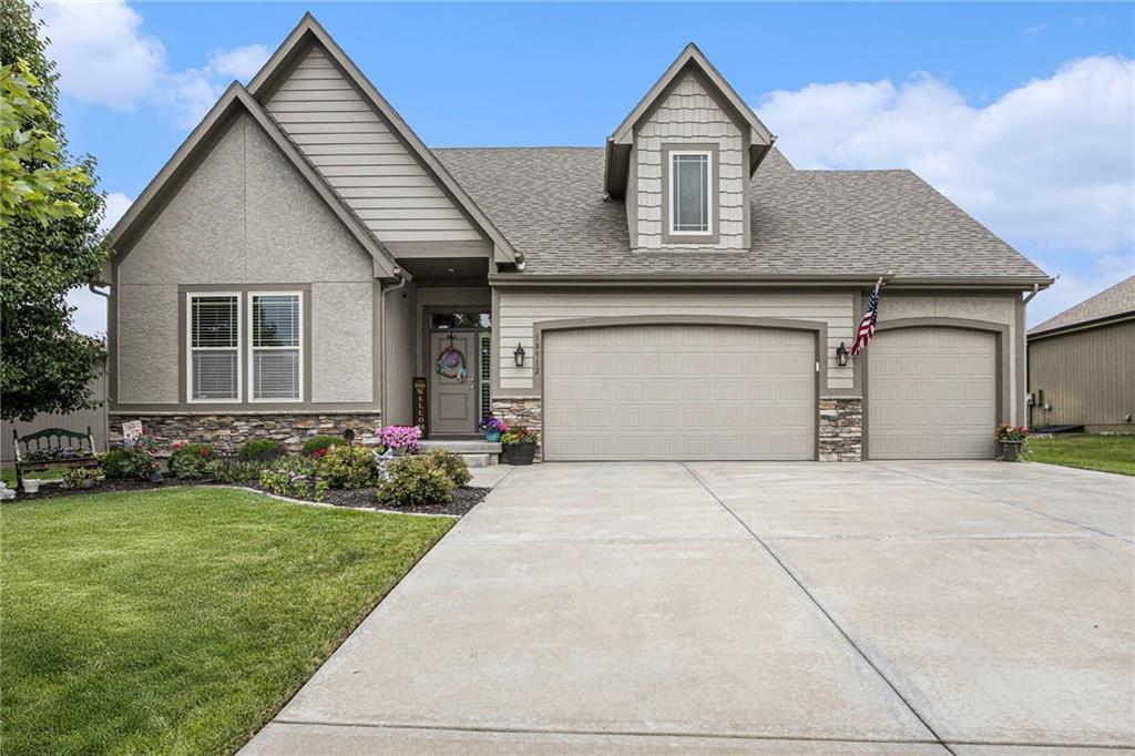 Listing Photo MLS #HMS2559828