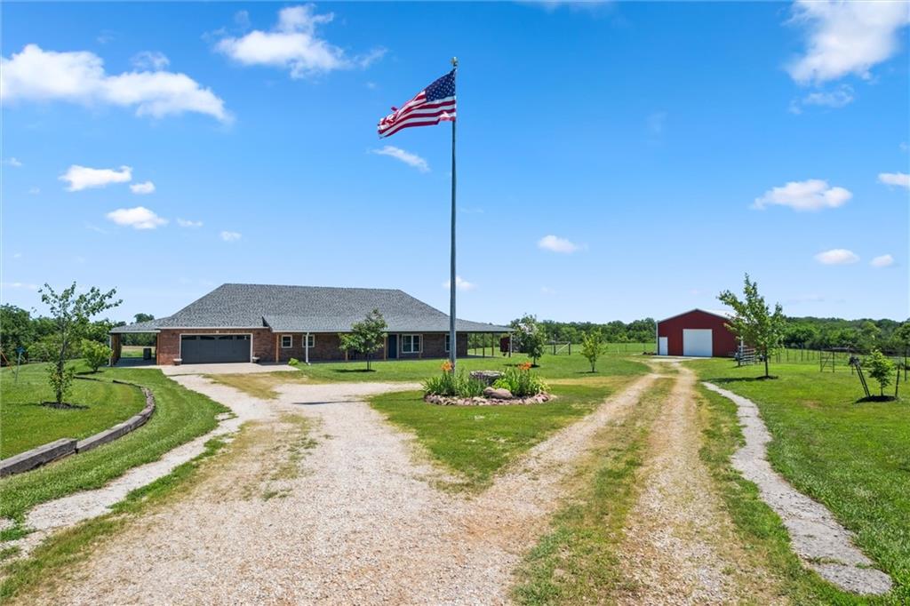 Listing Photo MLS #HMS2559875