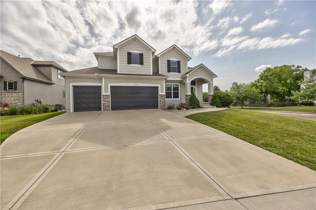 Listing Photo MLS #HMS2559891
